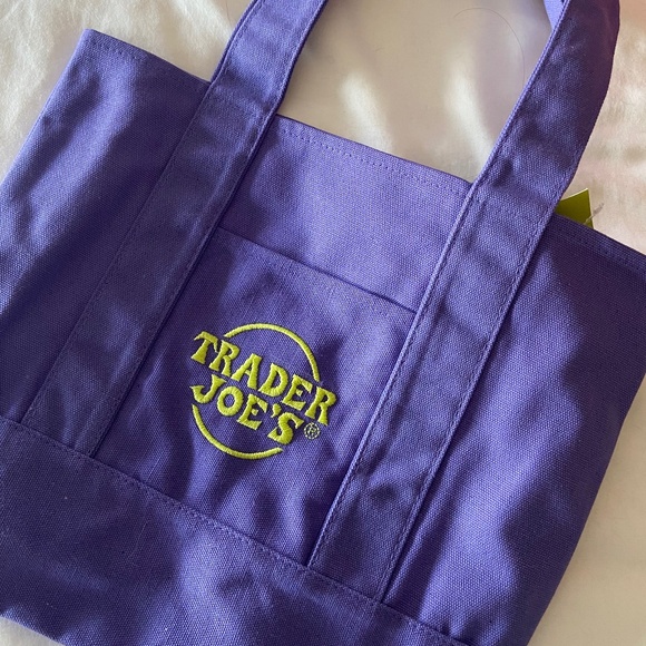 Trader Joe’s Trick-or-Treat Mini Canvas Tote 🧌 - Picture 1 of 3